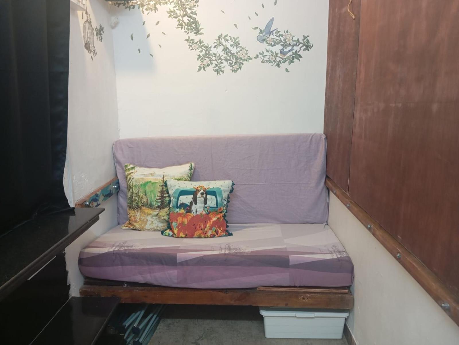 Cozy Camper Van Styled Studio Home Bombaj
