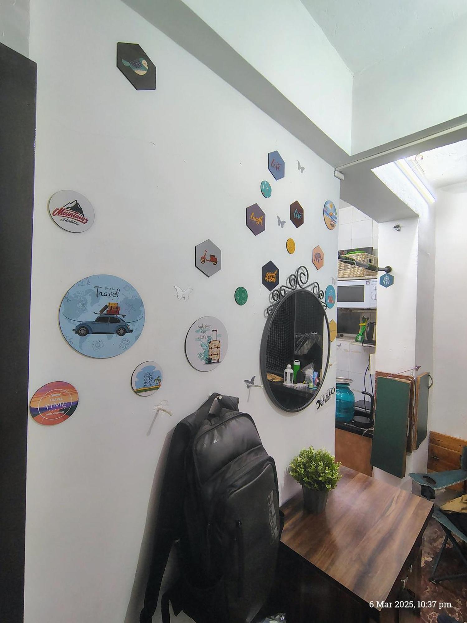 Cozy Camper Van Styled Studio Home * Bombaj
